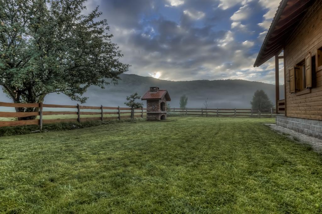 Chalet Sanjam Liku Villa Buzim Szoba fotó